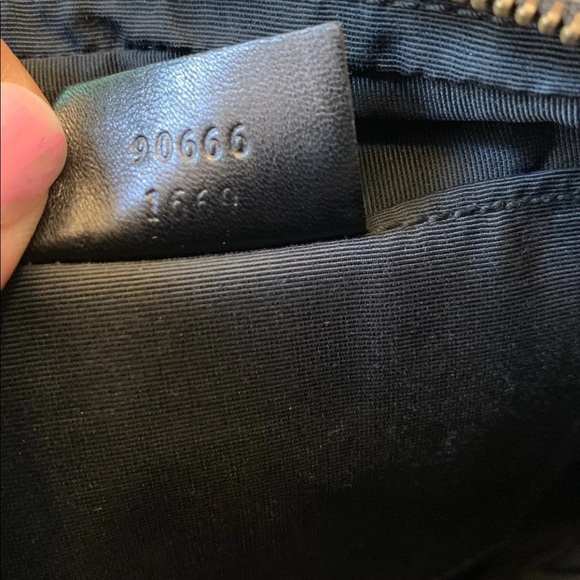 Gucci Guccissima Crossbody - Picture 7 of 8